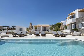 Drios Luxury Studios