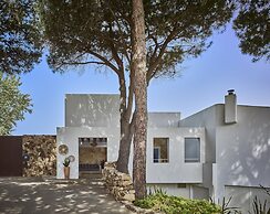 Baia di Chia Resort Sardinia, Curio Collection by Hilton