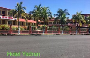 Hotel Yadran