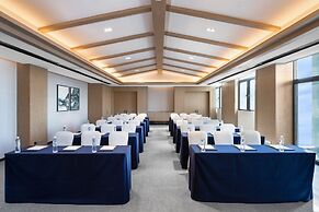 Holiday Inn Resort Mengding Mountain by IHG