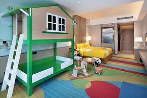 Holiday Inn Resort Mengding Mountain by IHG