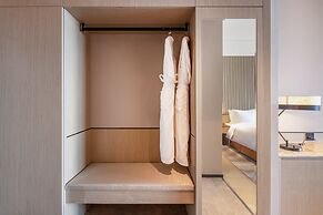 Holiday Inn Resort Mengding Mountain by IHG