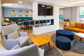 Staybridge Suites Cardiff by IHG