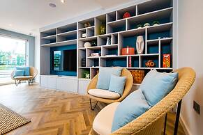 Staybridge Suites Cardiff by IHG