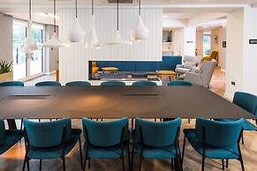 Staybridge Suites Cardiff by IHG