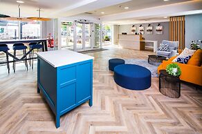 Staybridge Suites Cardiff by IHG