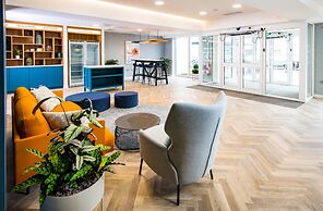 Staybridge Suites Cardiff by IHG