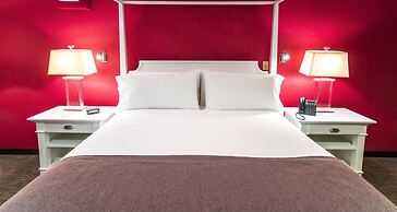 Urban Green Hotel & Suites