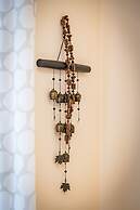 Flat in central location with pr parking