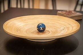 Flat in central location with pr parking