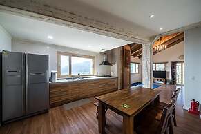 Geoje Badatga, Aesop Ajeossine jip