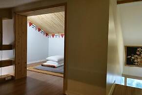 Geoje Badatga, Aesop Ajeossine jip