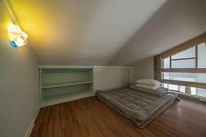 Geoje Badatga, Aesop Ajeossine jip