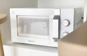 Jeju Hi Mom Kids Family Pension Black