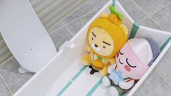 Jeju Hi Mom Kids Family Pension Black