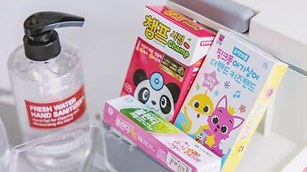 Jeju Hi Mom Kids Family Pension Black