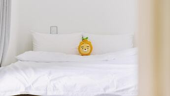 Jeju Hi Mom Kids Family Pension Black