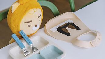 Jeju Hi Mom Kids Family Pension Black