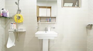 Jeju Hi Mom Kids Family Pension Black