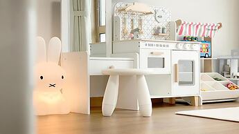 Jeju Hi Mom Kids Family Pension Black