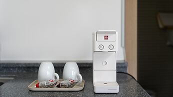 Jeju Hi Mom Kids Family Pension Black