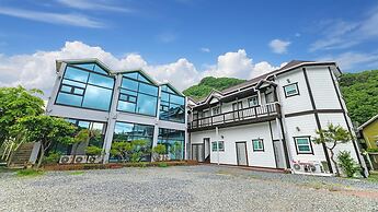 Gapyeong Shiny Pension