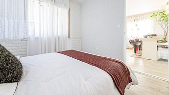 Jeju Kkothyanggi Badasori Pension