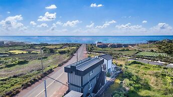 Jeju Kkothyanggi Badasori Pension