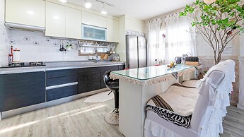 Jeju Kkothyanggi Badasori Pension