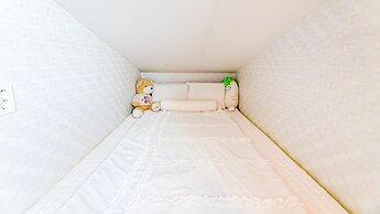 Jeju Kkothyanggi Badasori Pension