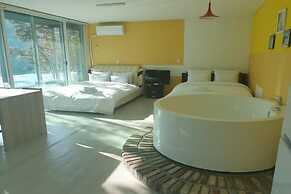 Gapyeong Clubviva Spa Pension