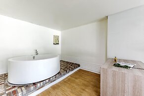 Gapyeong Clubviva Spa Pension