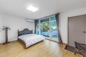 Gapyeong Clubviva Spa Pension