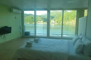 Gapyeong Clubviva Spa Pension