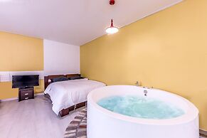 Gapyeong Clubviva Spa Pension