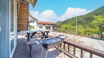 Samcheok Deulre Pension