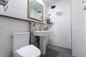 Seogwipo Dobitnarae Resort