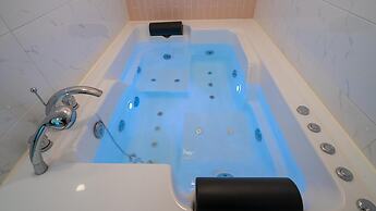 Gapyeong Yeoldudal Spapension&camping