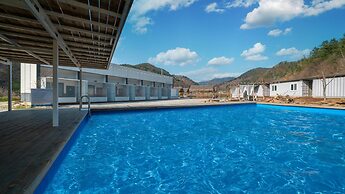 Gapyeong Yeoldudal Spapension&camping