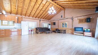 Yangpyeong Santa Pension