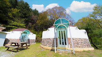 Yangpyeong Santa Pension