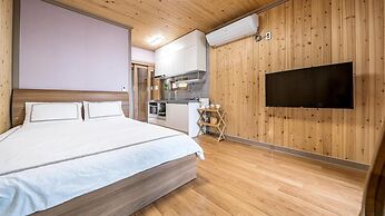 Namhae Yanghwa Seaside Pension