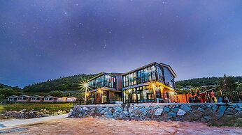 Namhae Yanghwa Seaside Pension