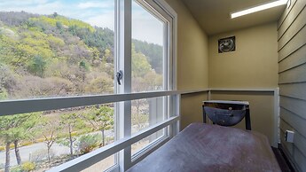 Gapyeong Pulkkot Pension