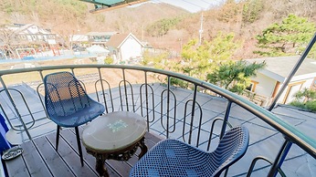 Gapyeong Pulkkot Pension