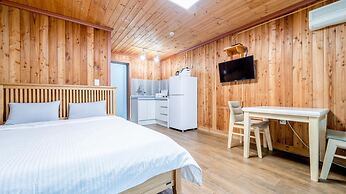 Gapyeong Pulkkot Pension