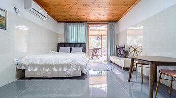 Gapyeong Pulkkot Pension