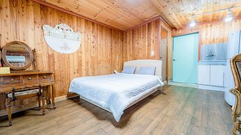 Gapyeong Pulkkot Pension