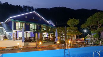 Gapyeong Pulkkot Pension