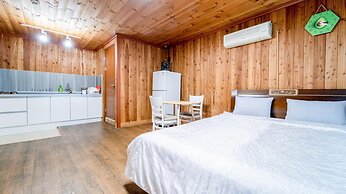 Gapyeong Pulkkot Pension